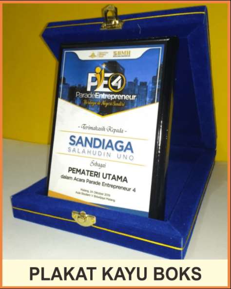 Harga Plakat