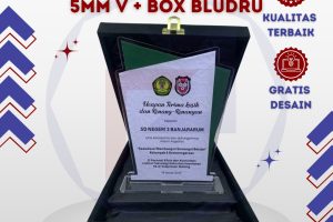 Harga Plakat Akrilik Blitar TERCEPAT Call 0811-331-3356